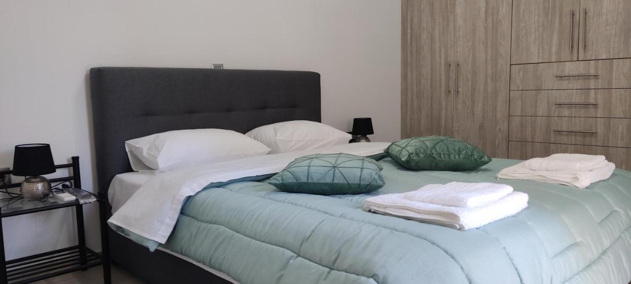 Modern Apartment In Itea Ngoại thất bức ảnh